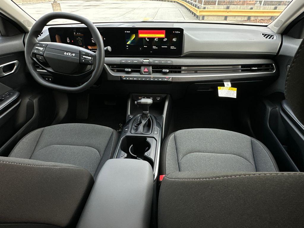 new 2025 Kia K4 car, priced at $22,514