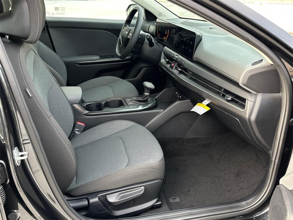 new 2025 Kia K4 car, priced at $22,291