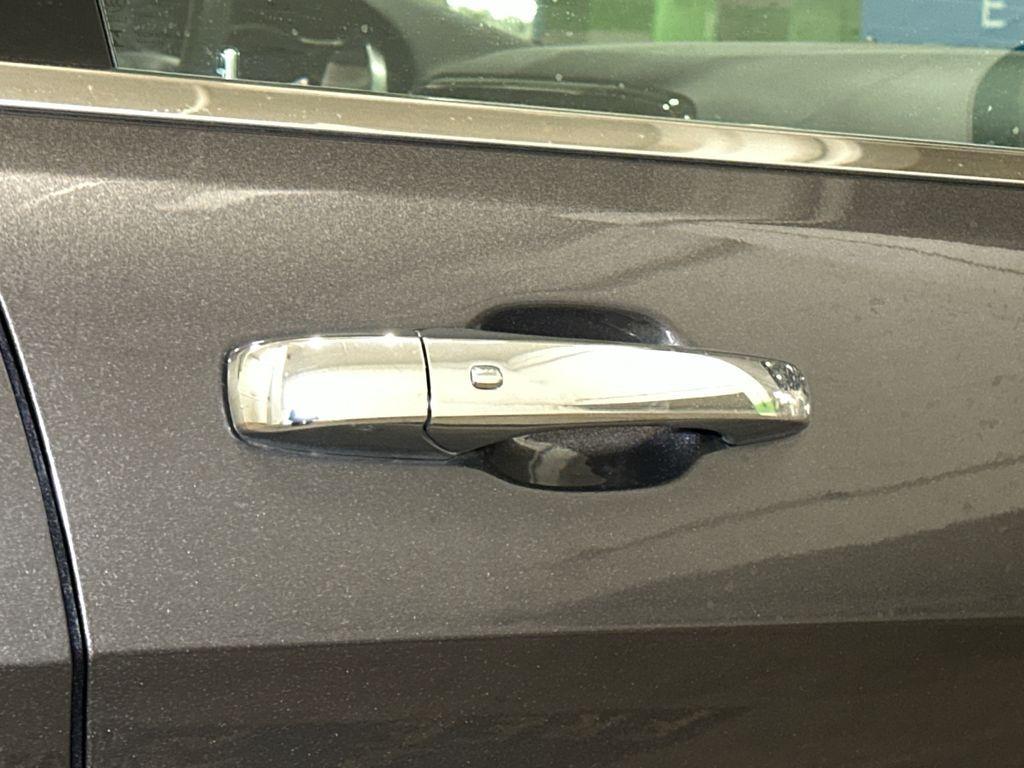 used 2019 Jeep Grand Cherokee car, priced at $19,500