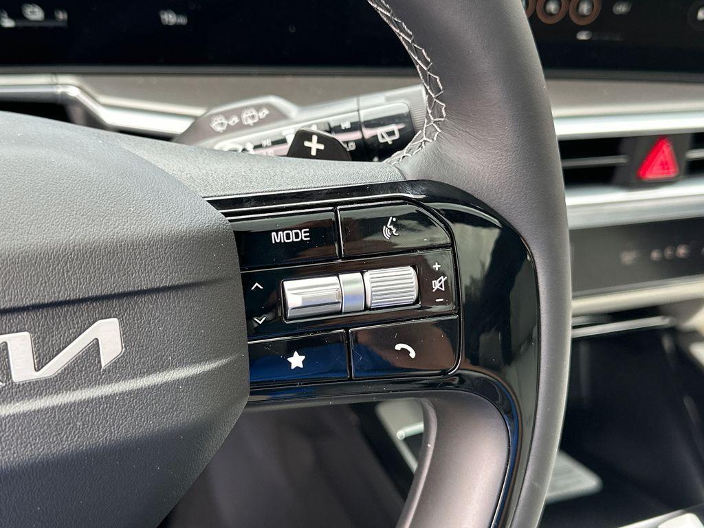 new 2026 Kia Sorento Plug-In Hybrid car, priced at $49,096