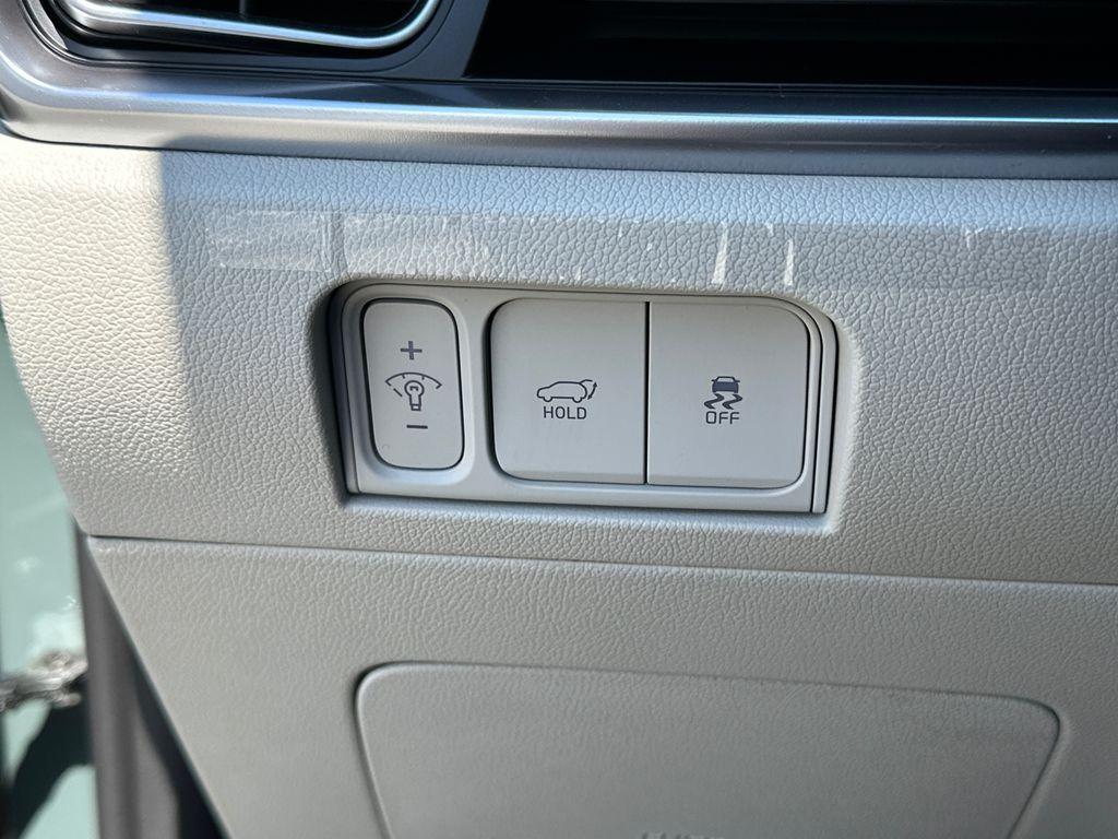 new 2026 Kia Sorento Hybrid car, priced at $40,493