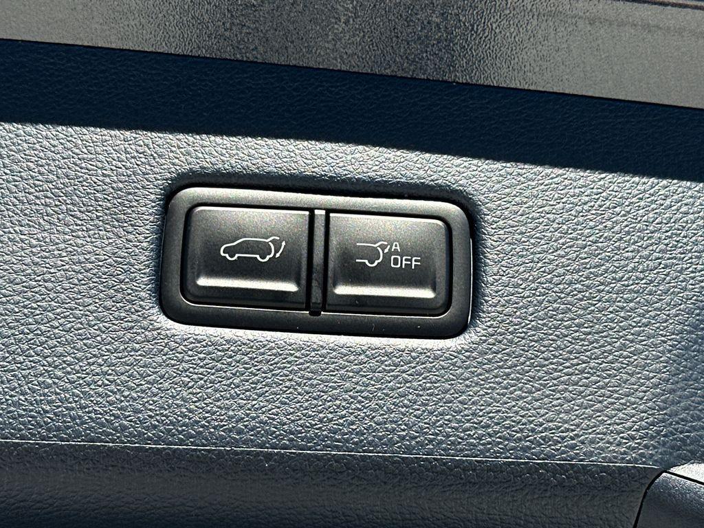 new 2026 Kia Carnival car, priced at $40,933
