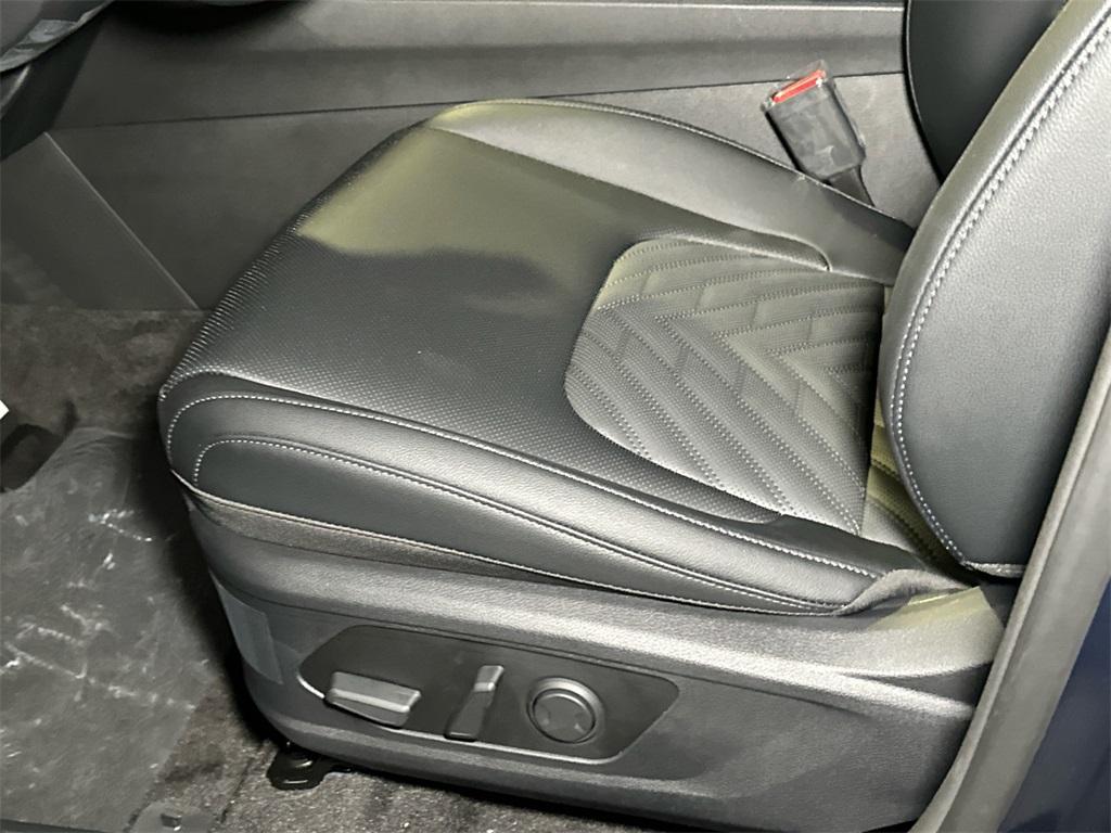 new 2026 Kia Sportage Plug-In Hybrid car, priced at $46,126