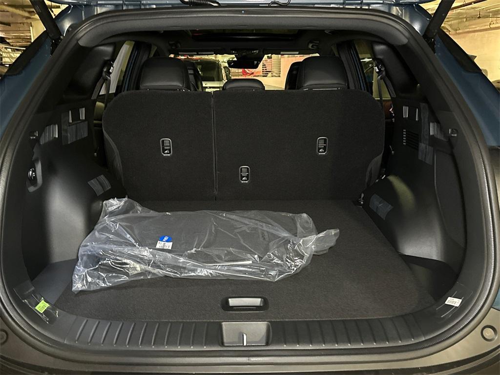 new 2026 Kia Sportage Plug-In Hybrid car, priced at $46,126