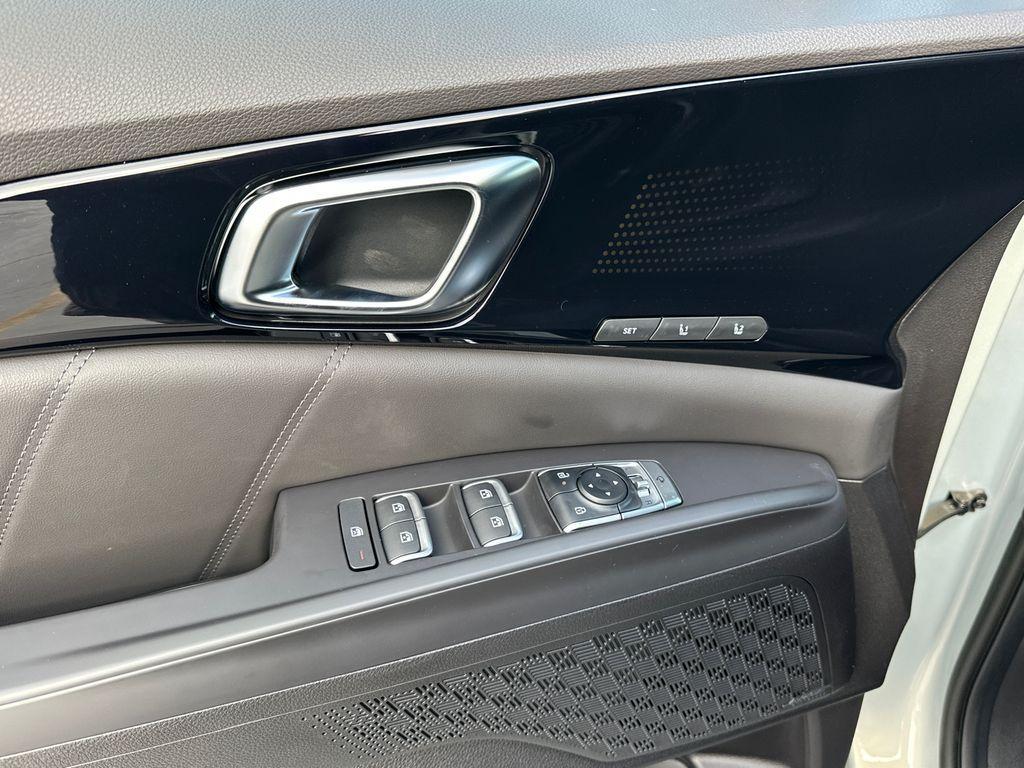 new 2026 Kia Carnival car, priced at $53,207