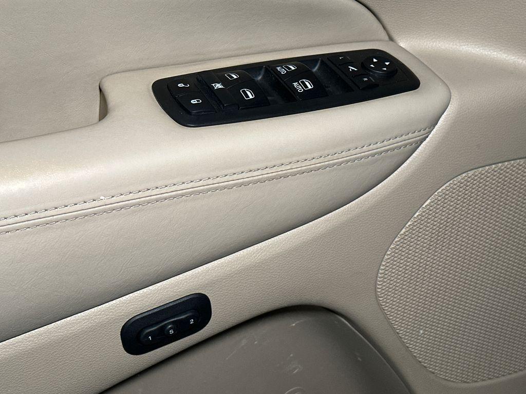 used 2017 Jeep Grand Cherokee car, priced at $18,800