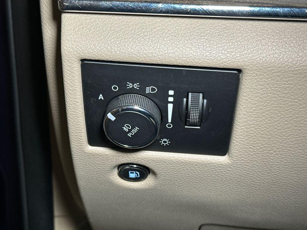 used 2017 Jeep Grand Cherokee car, priced at $18,800
