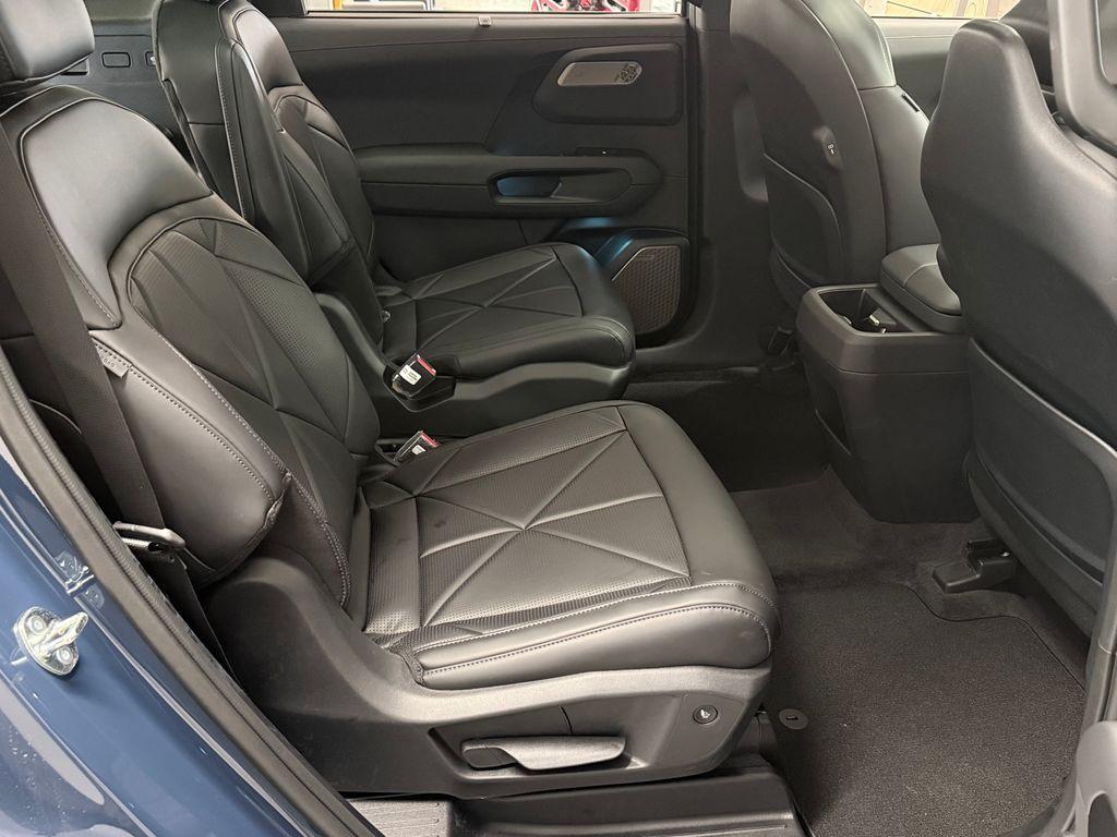 new 2027 Kia Telluride car, priced at $48,870