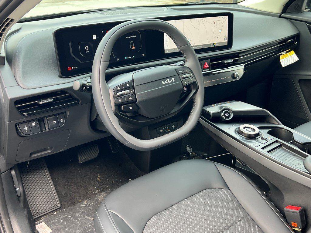 new 2025 Kia EV6 car, priced at $37,560
