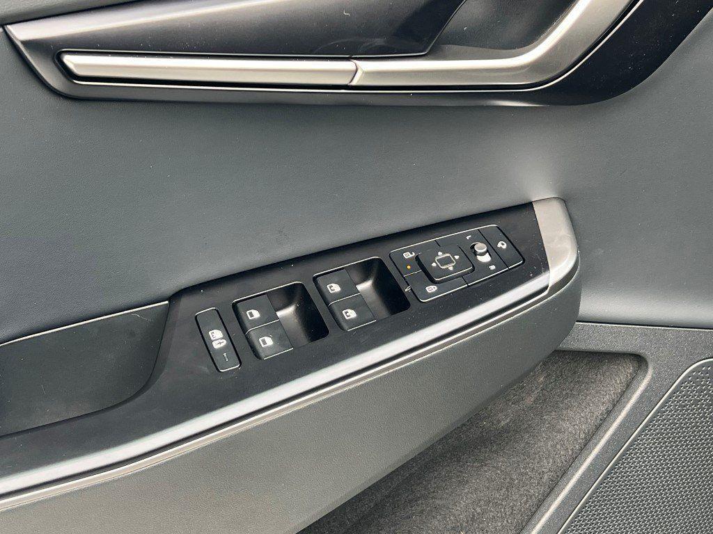 new 2025 Kia EV6 car, priced at $37,560