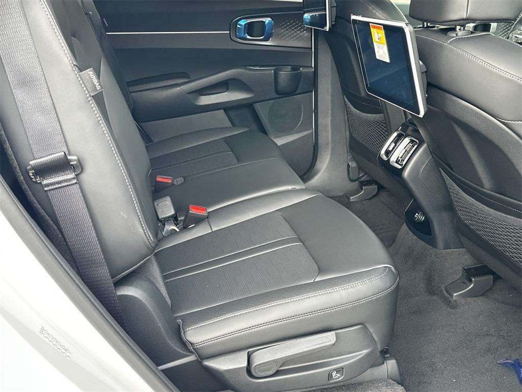new 2026 Kia Sorento car, priced at $34,881