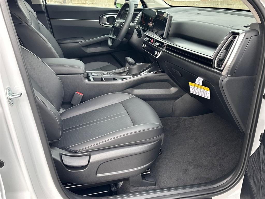 new 2026 Kia Sorento car, priced at $34,881