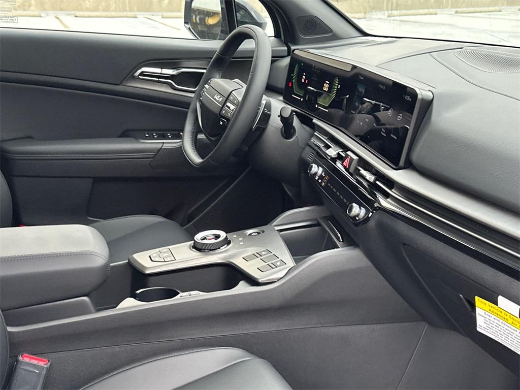new 2026 Kia Sportage Plug-In Hybrid car, priced at $39,892
