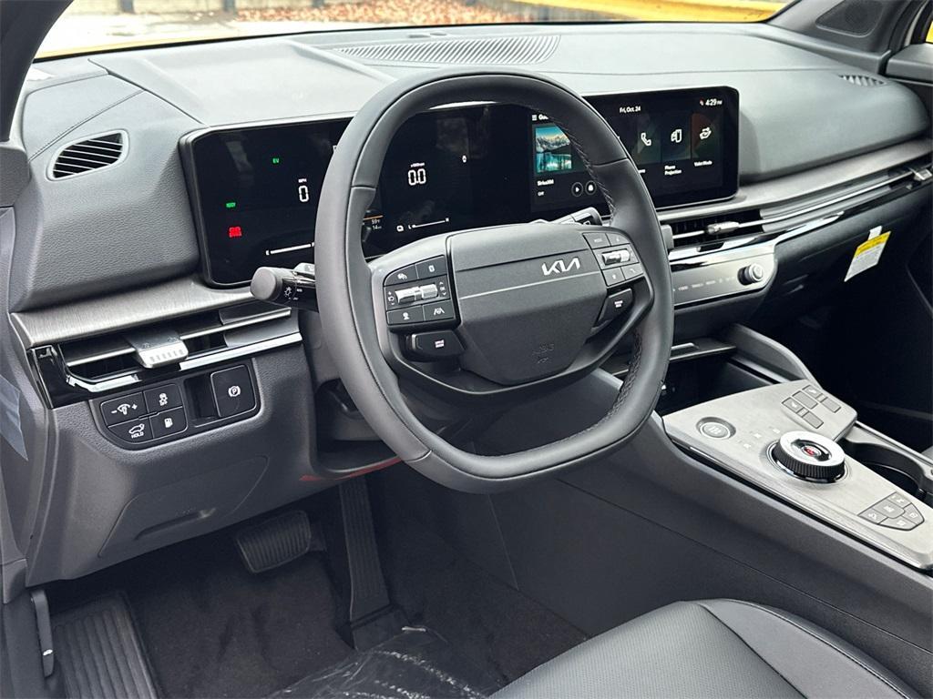 new 2026 Kia Sportage Plug-In Hybrid car, priced at $39,892