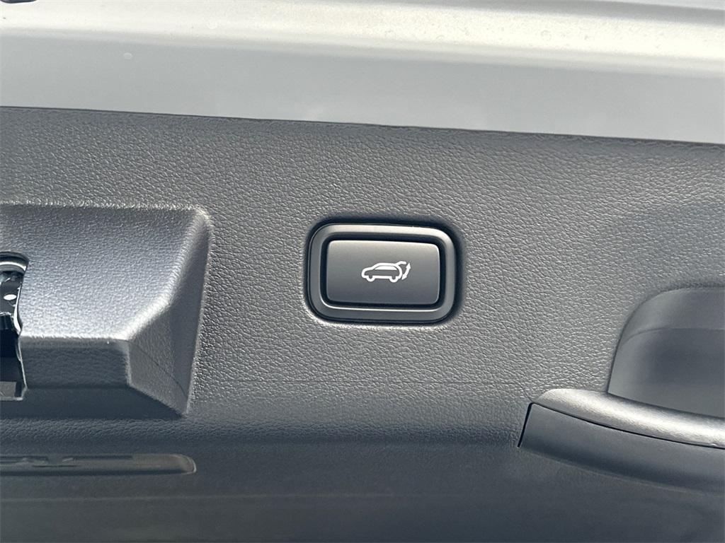 new 2026 Kia Sportage Plug-In Hybrid car, priced at $39,892