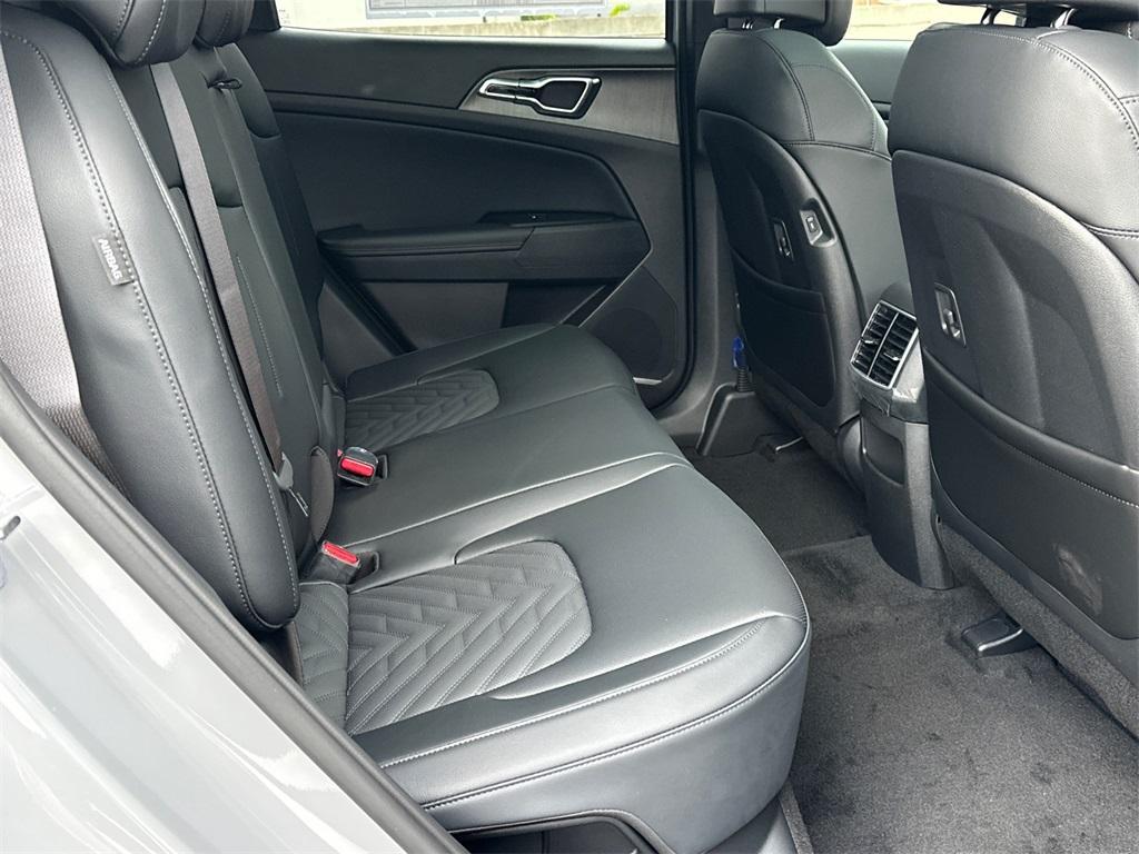 new 2026 Kia Sportage Plug-In Hybrid car, priced at $39,892