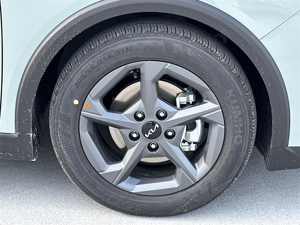 new 2025 Kia K4 car, priced at $22,291