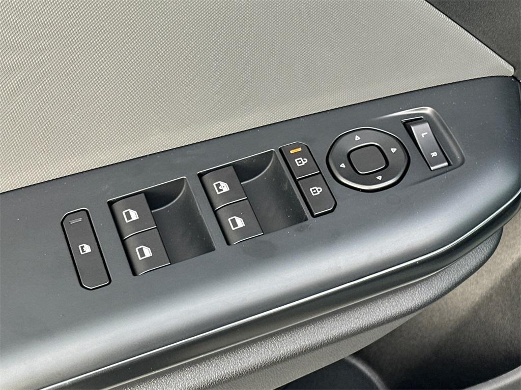 new 2025 Kia K4 car, priced at $22,291