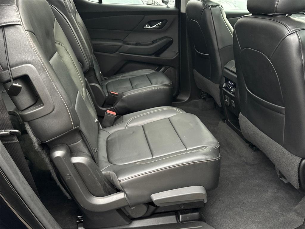 used 2019 Chevrolet Traverse car, priced at $19,500