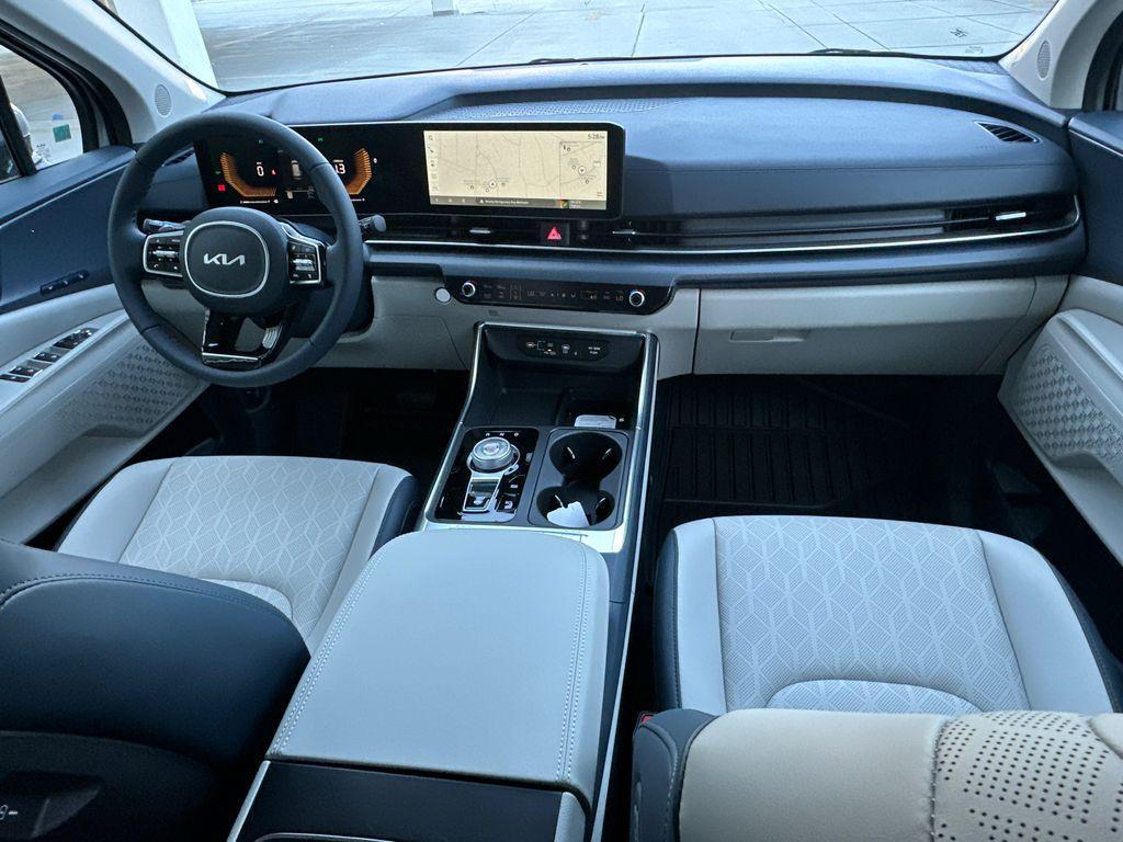 new 2026 Kia Carnival Hybrid car, priced at $42,833