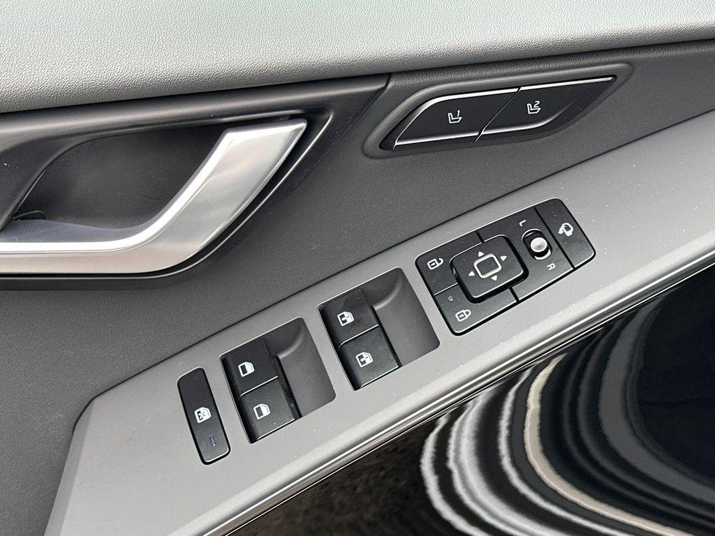 new 2026 Kia Niro EV car, priced at $35,343