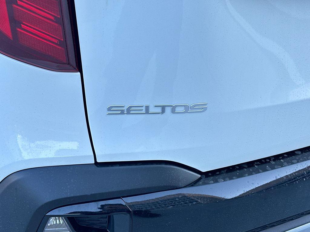 new 2026 Kia Seltos car, priced at $26,468