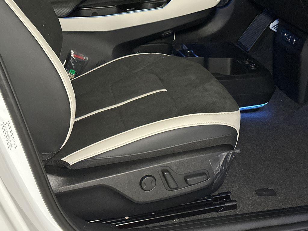 new 2025 Kia EV6 car, priced at $57,414