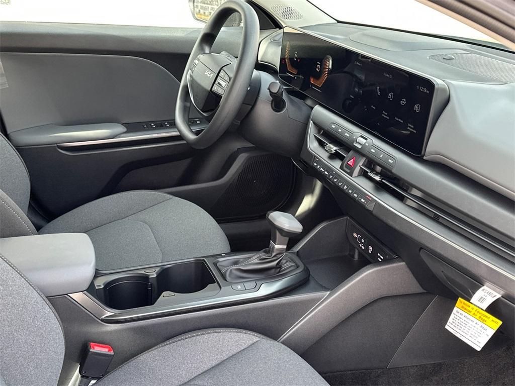 new 2025 Kia K4 car, priced at $22,291