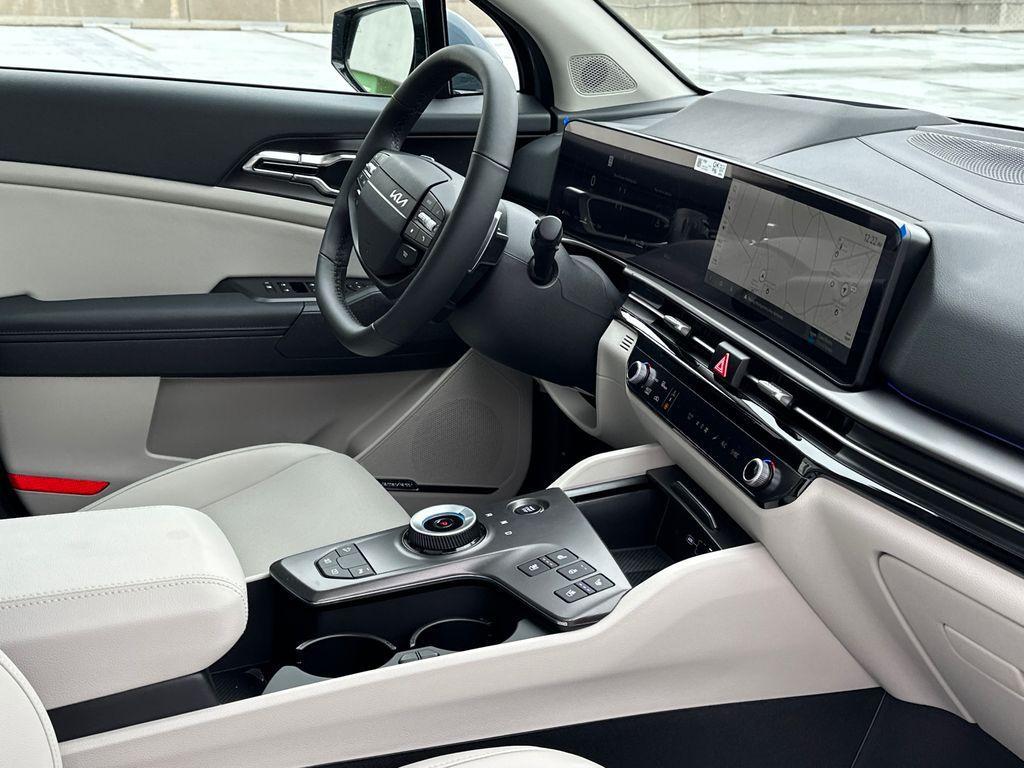 new 2026 Kia Sportage Hybrid car