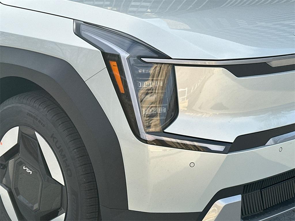 new 2026 Kia EV9 car, priced at $48,235
