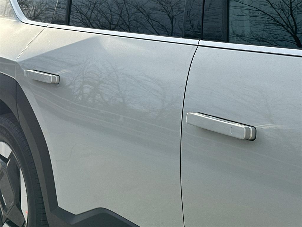 new 2026 Kia EV9 car, priced at $48,235