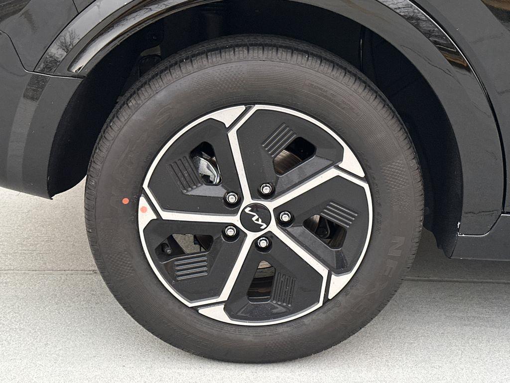 new 2026 Kia Niro car, priced at $32,536