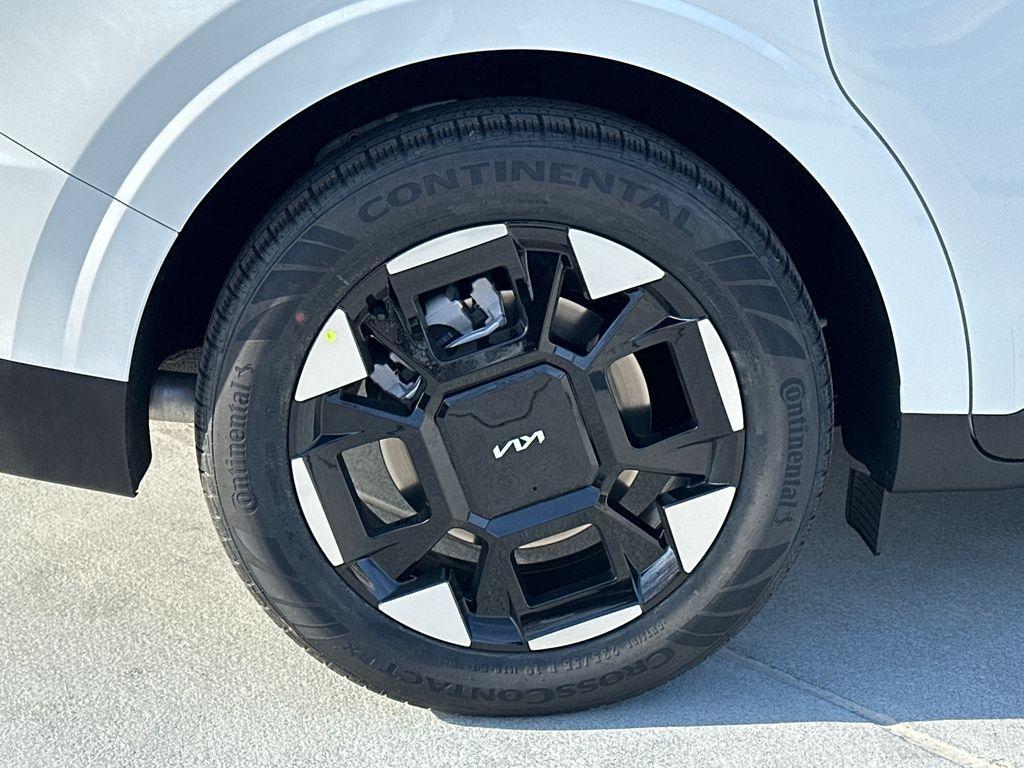 new 2026 Kia Carnival car, priced at $40,292