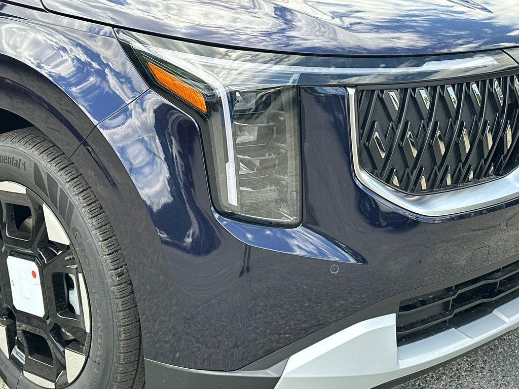 new 2026 Kia Carnival car, priced at $40,069
