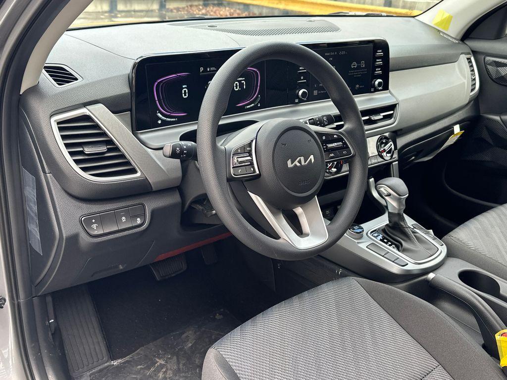 new 2026 Kia Seltos car, priced at $24,152