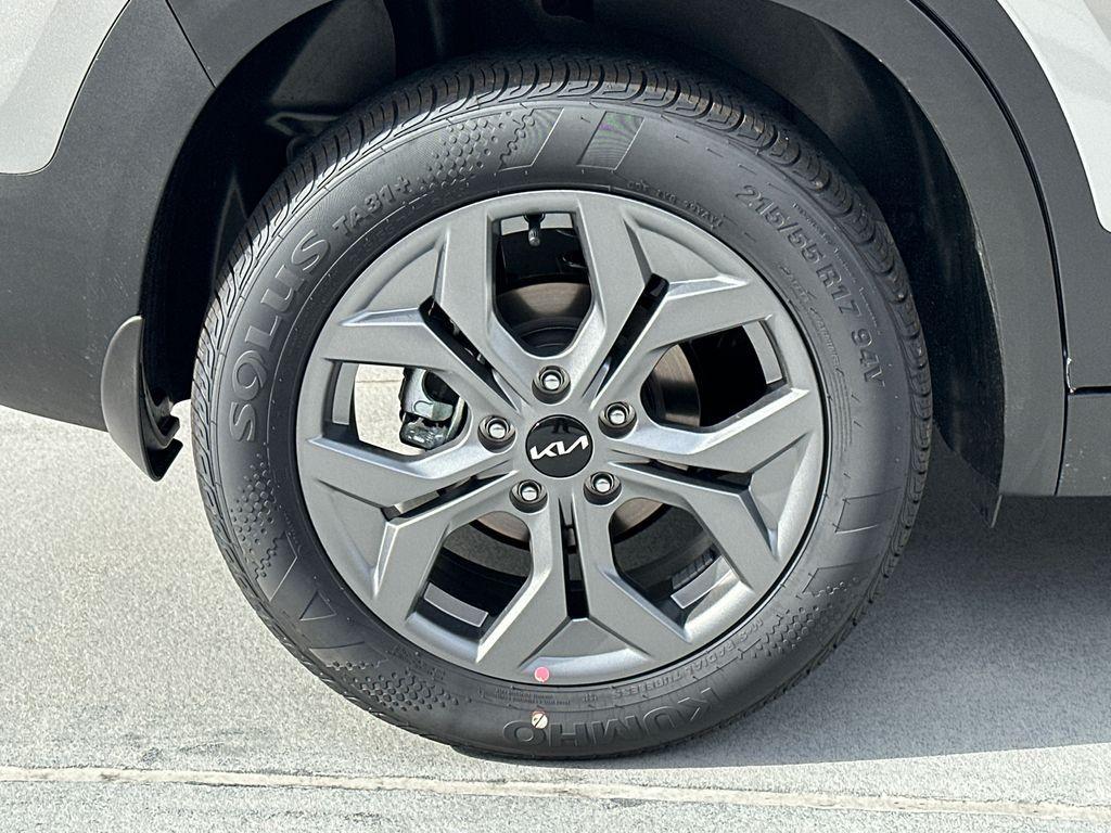 new 2026 Kia Seltos car, priced at $24,152