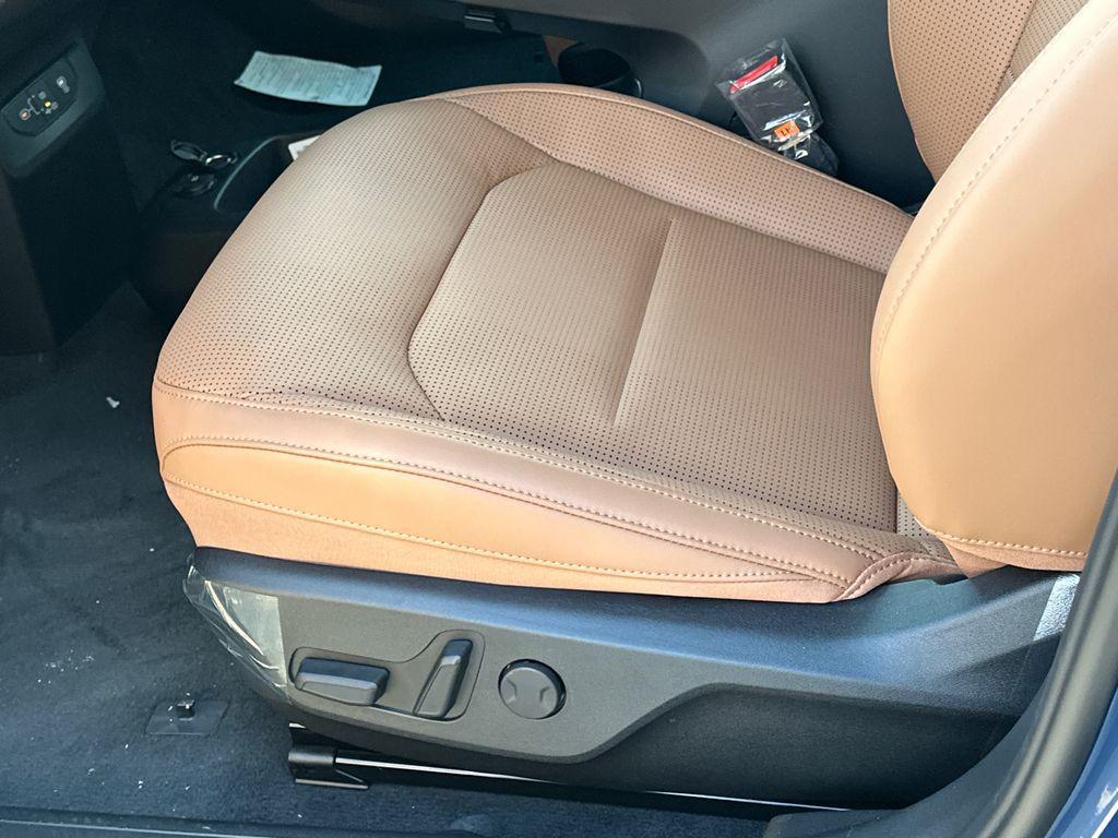 new 2025 Kia EV6 car, priced at $52,510