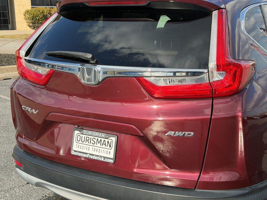 used 2019 Honda CR-V car, priced at $20,000