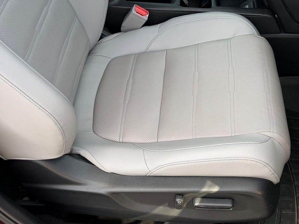 used 2019 Honda CR-V car, priced at $20,000