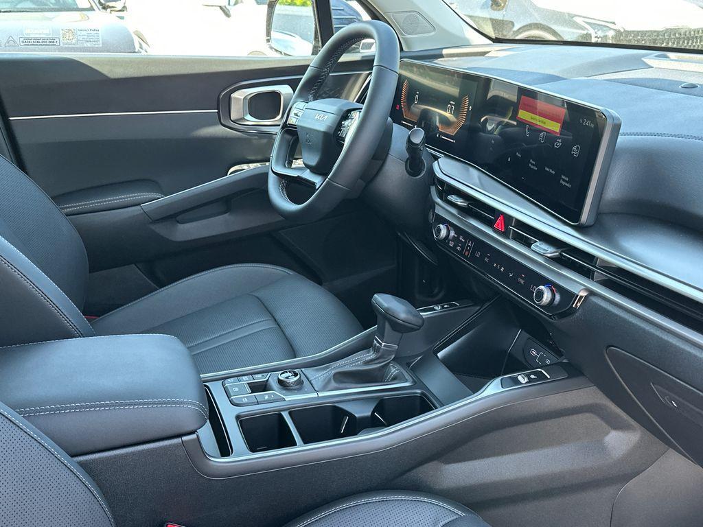 new 2026 Kia Sorento car, priced at $35,574