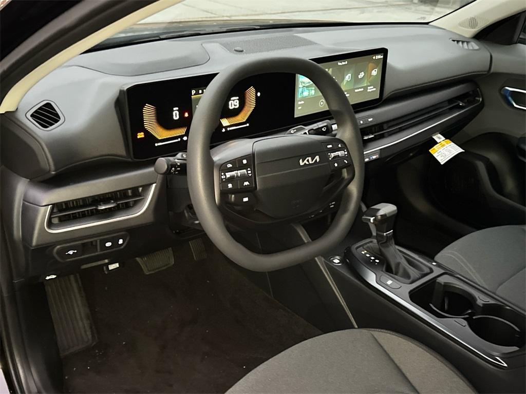 new 2025 Kia K4 car, priced at $22,291