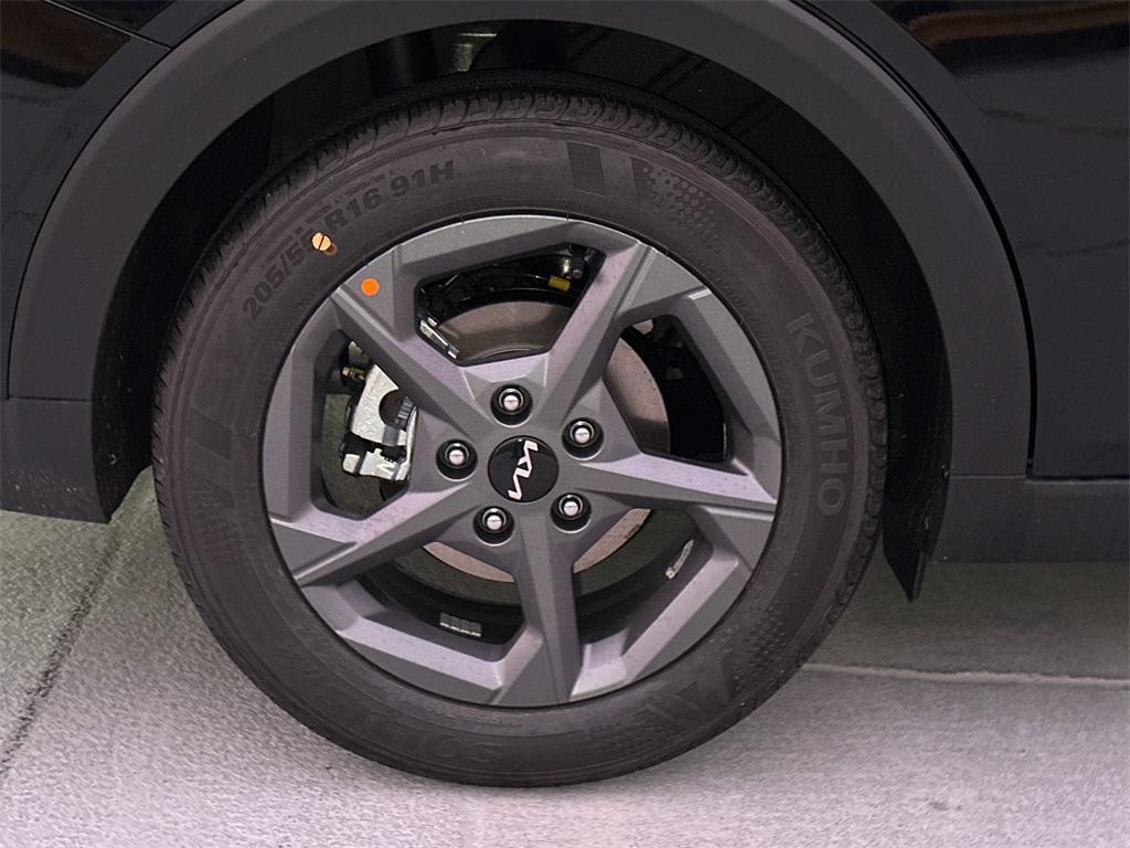 new 2025 Kia K4 car, priced at $22,291