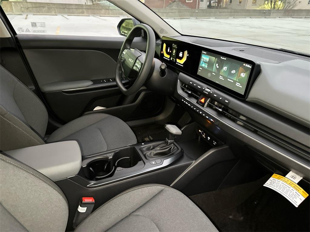 new 2025 Kia K4 car, priced at $22,291