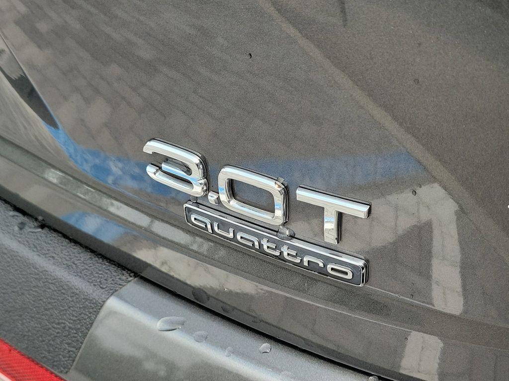 used 2018 Audi Q7 car, priced at $21,011