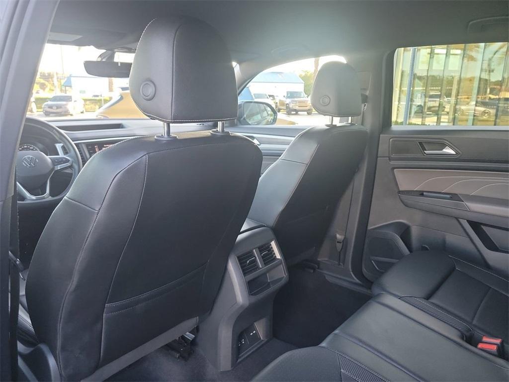 used 2021 Volkswagen Atlas Cross Sport car, priced at $18,997