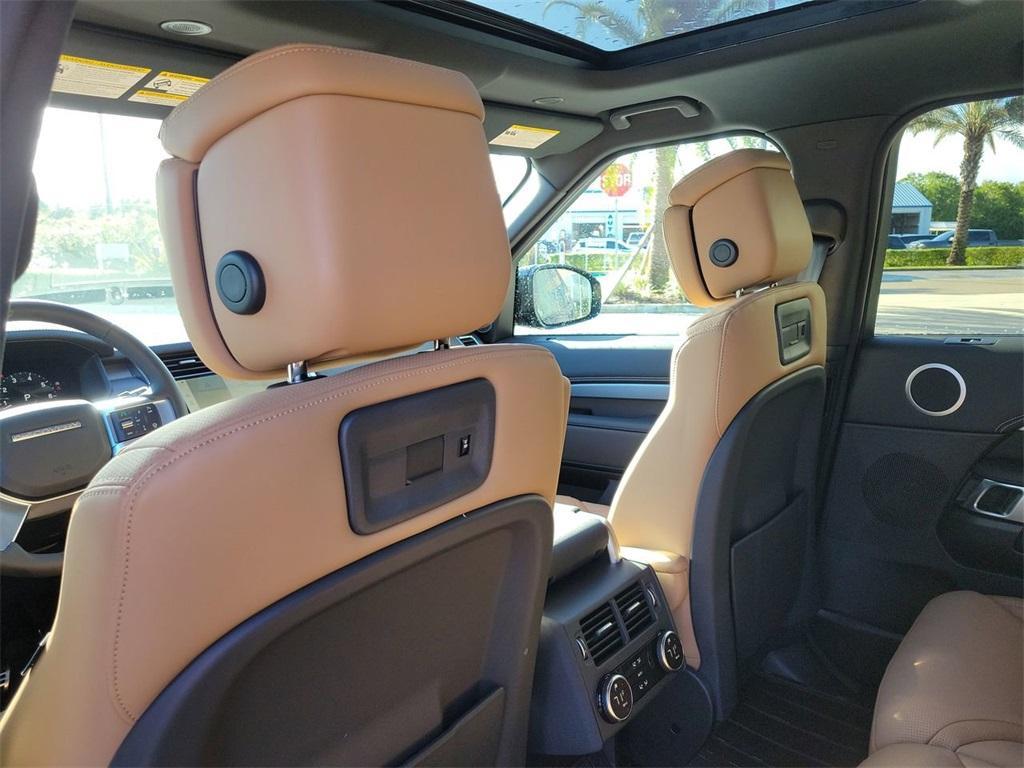 new 2025 Land Rover Discovery car, priced at $69,997