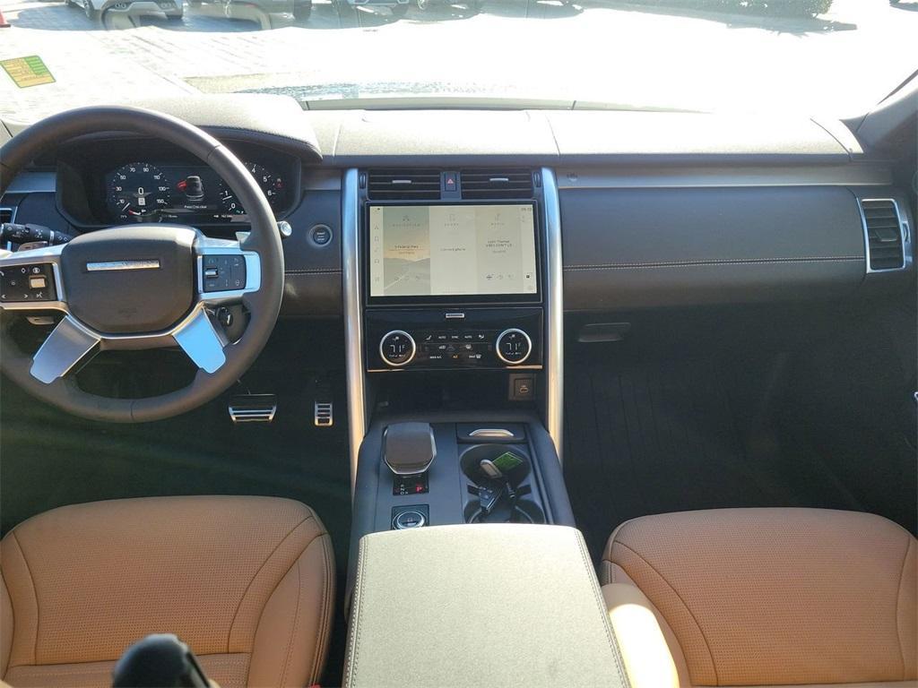 new 2025 Land Rover Discovery car, priced at $69,997