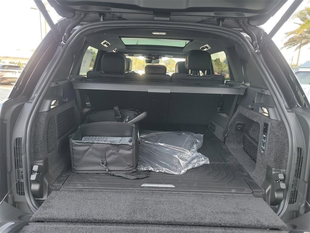 new 2026 Land Rover Range Rover car, priced at $161,935