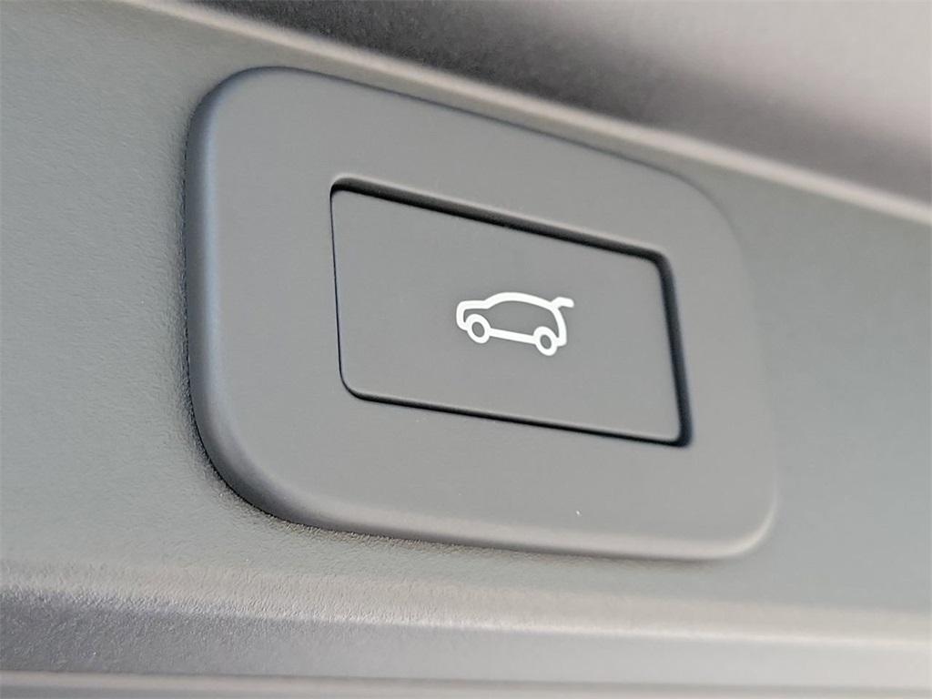 new 2026 Land Rover Range Rover car, priced at $134,885