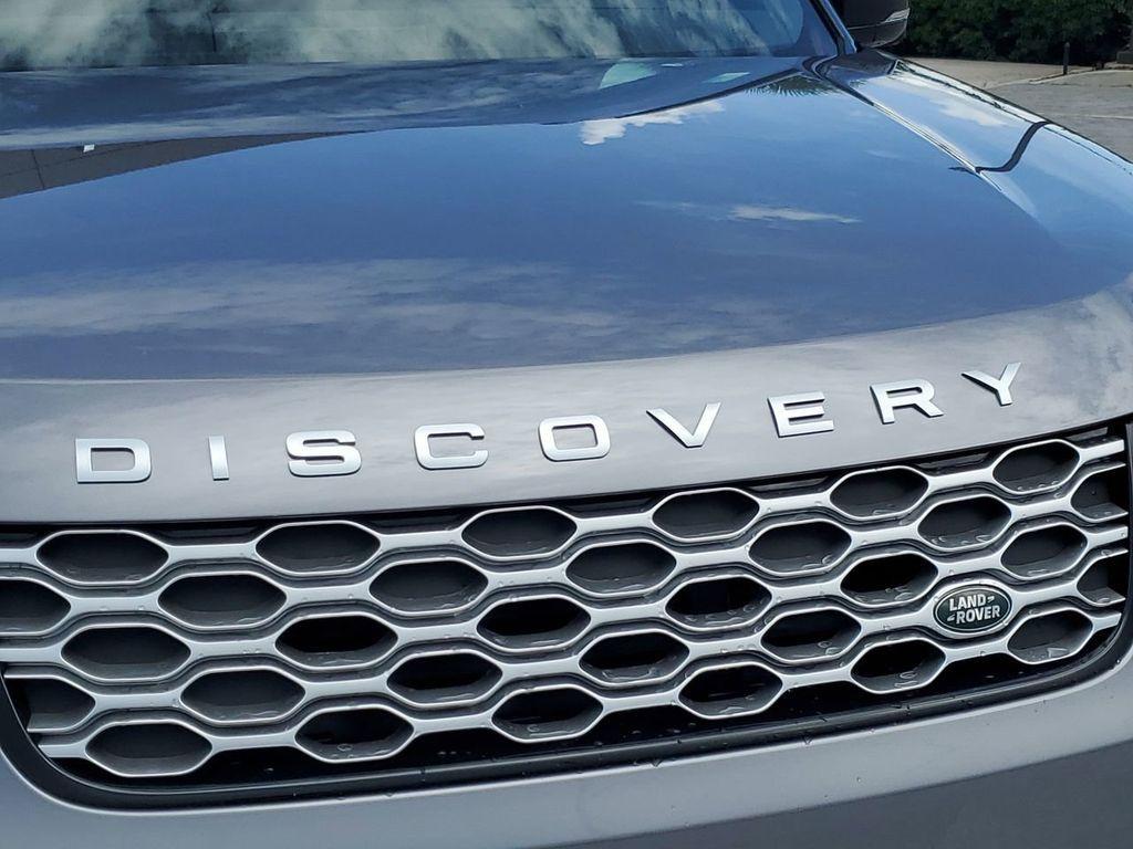 new 2025 Land Rover Discovery car, priced at $64,470